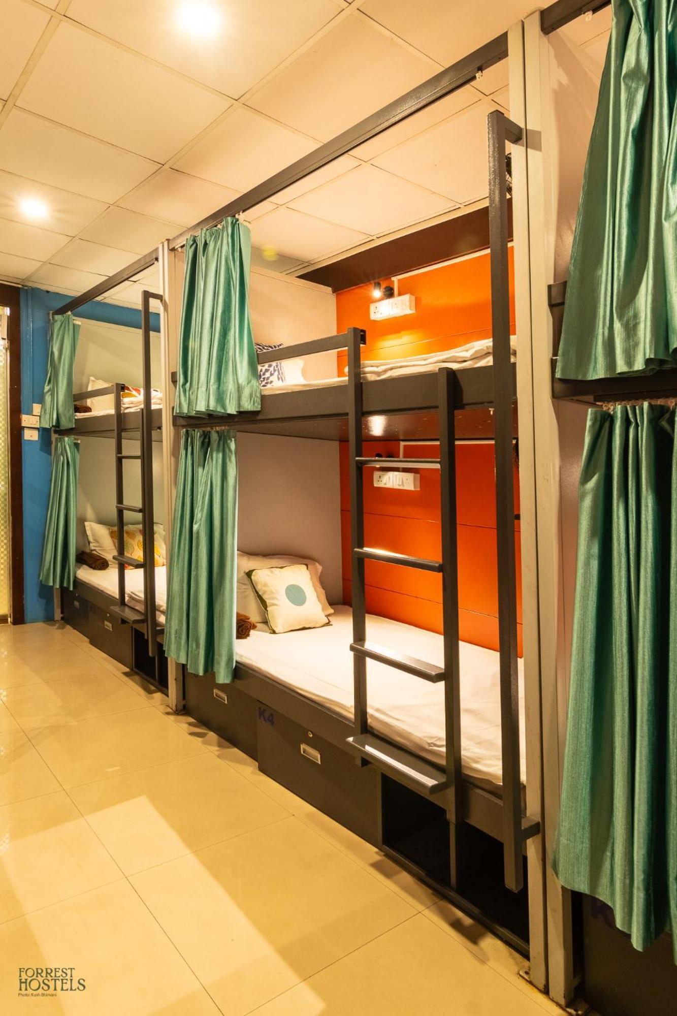 מומביי Forrest Hostels מראה חיצוני תמונה