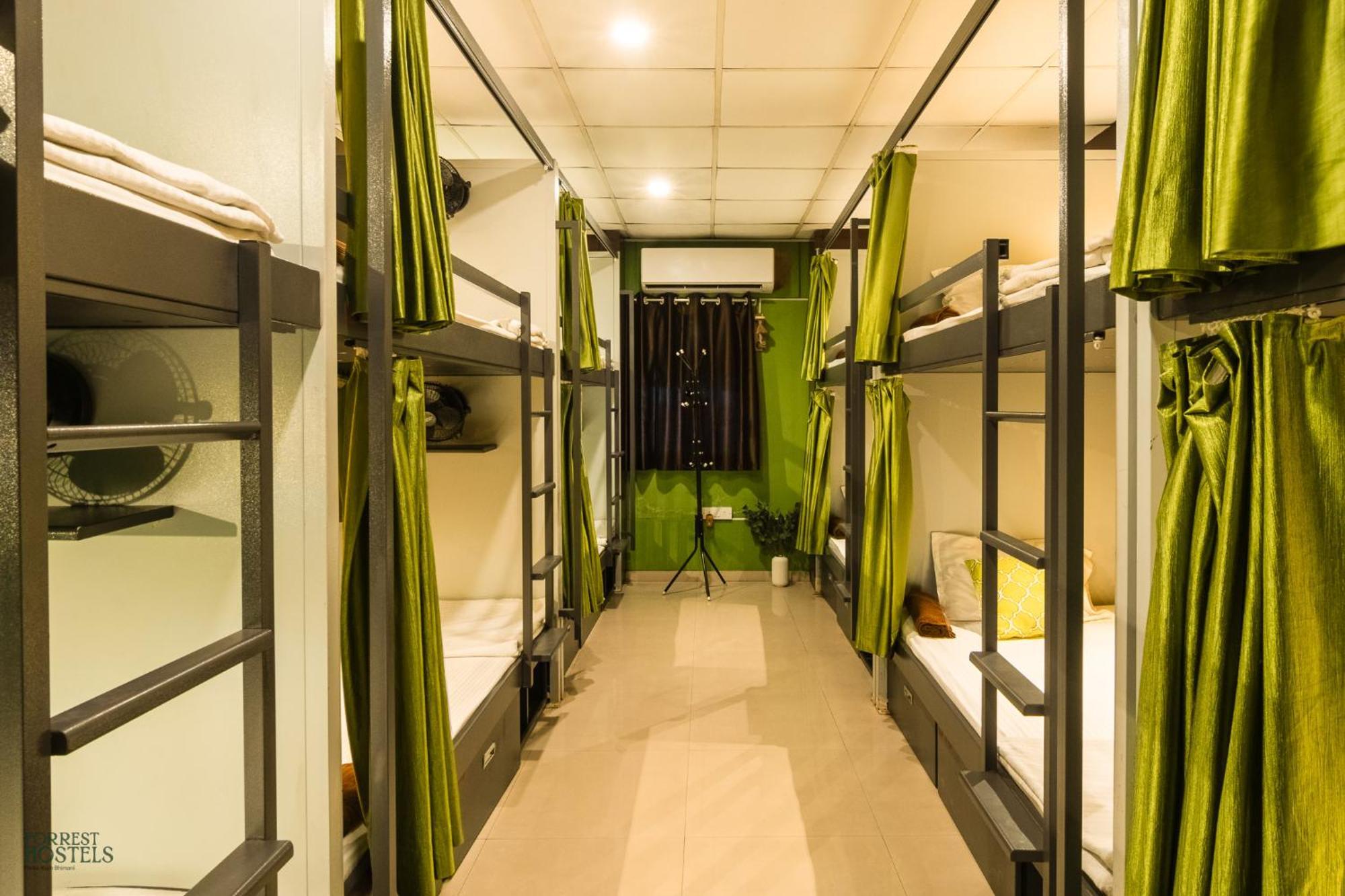 מומביי Forrest Hostels מראה חיצוני תמונה