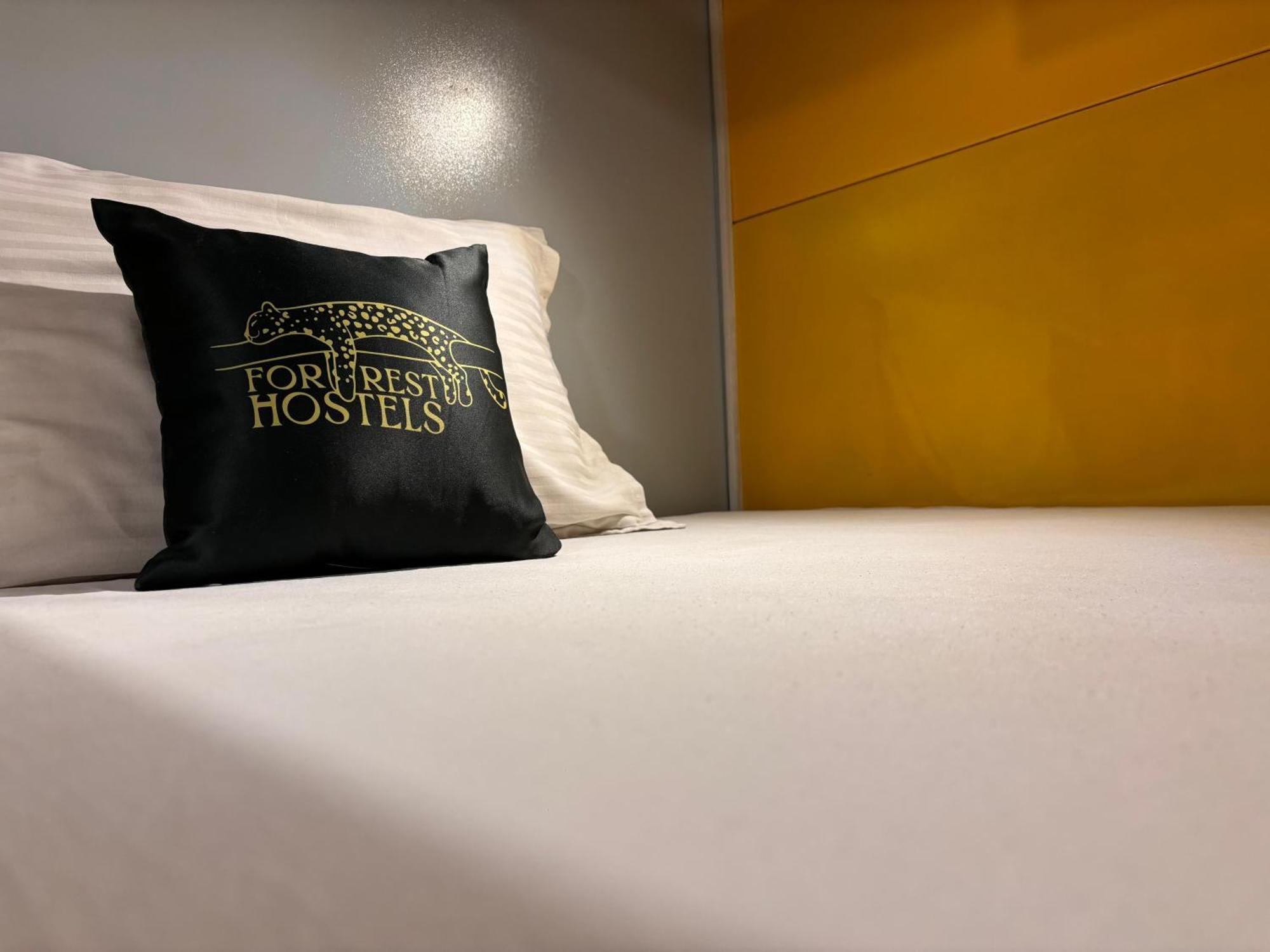 מומביי Forrest Hostels מראה חיצוני תמונה